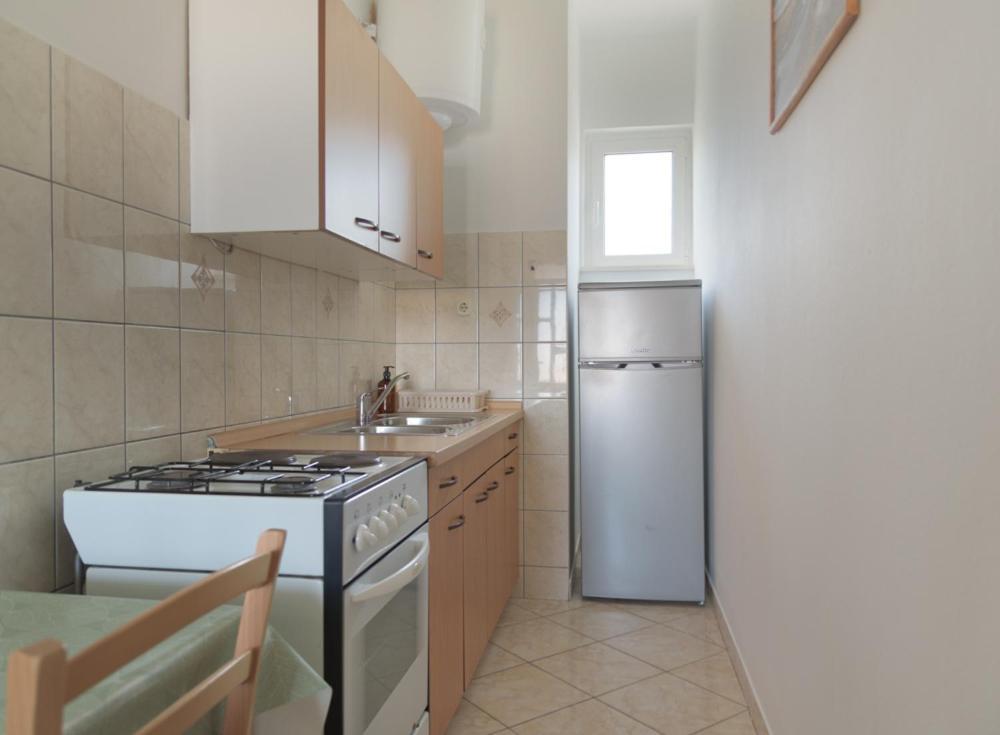 Rasin Apartments Pakostane Bagian luar foto