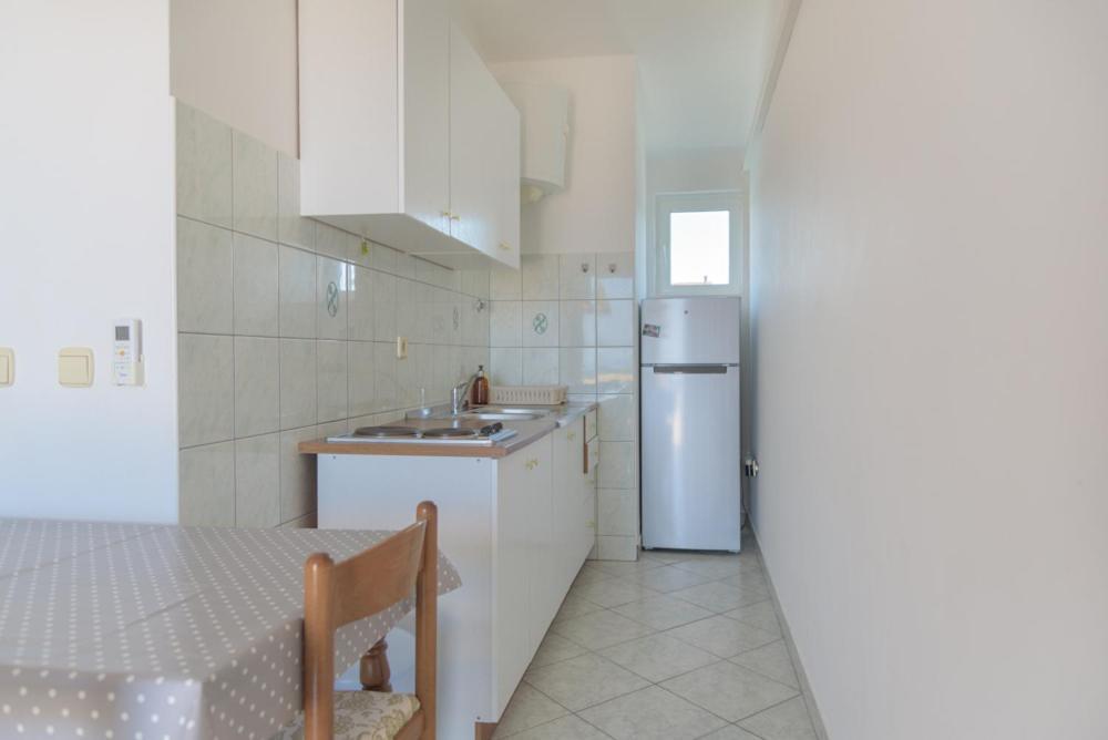 Rasin Apartments Pakostane Bagian luar foto