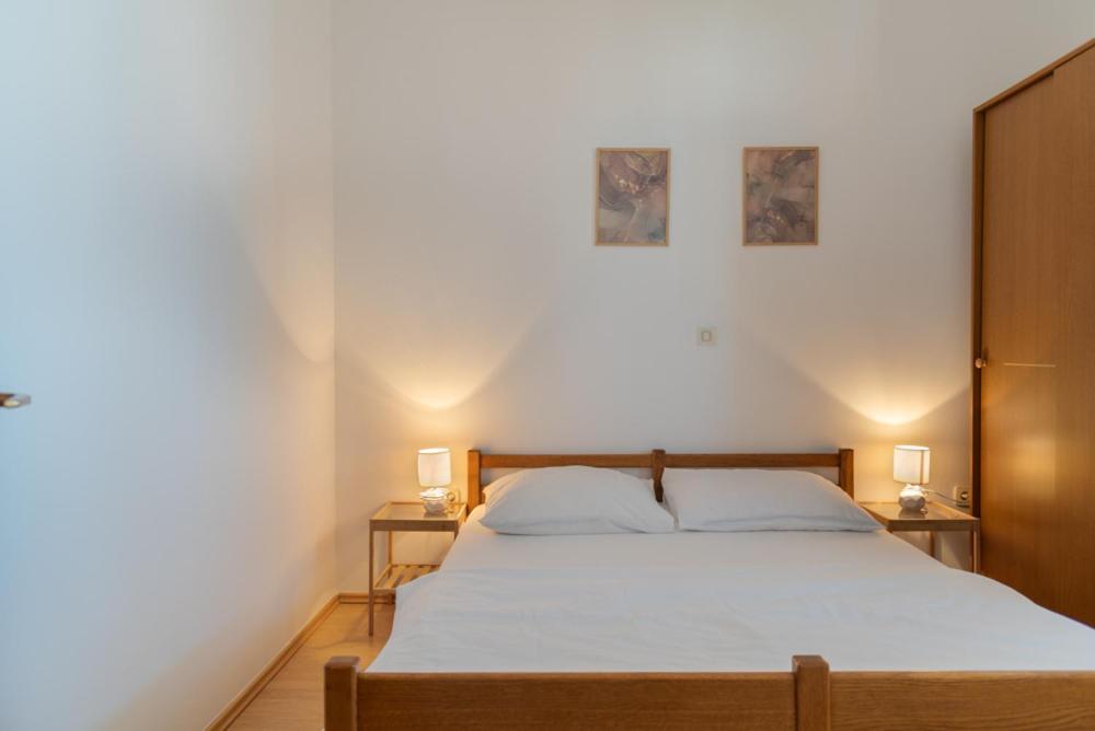 Rasin Apartments Pakostane Bagian luar foto